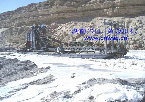 高海拔、高寒凍土礦區，采金船